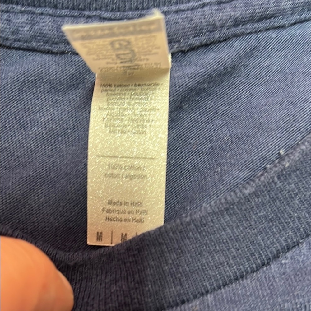 Gildan heavy cotton Wolfpack howl blue size medium short sleeve graphic tee - Picture 3 of 16